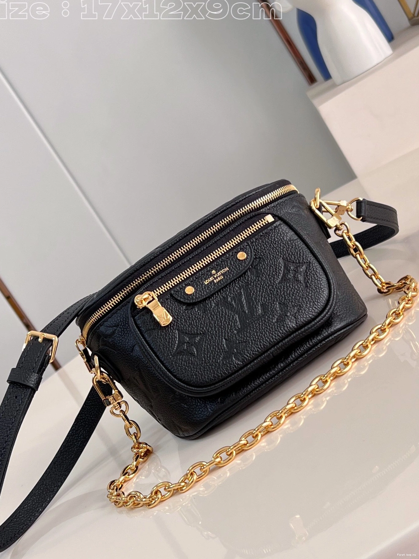 First bag ru LOUIS MINI BUMBAG-17-12-9.5CM VUITTON 0717